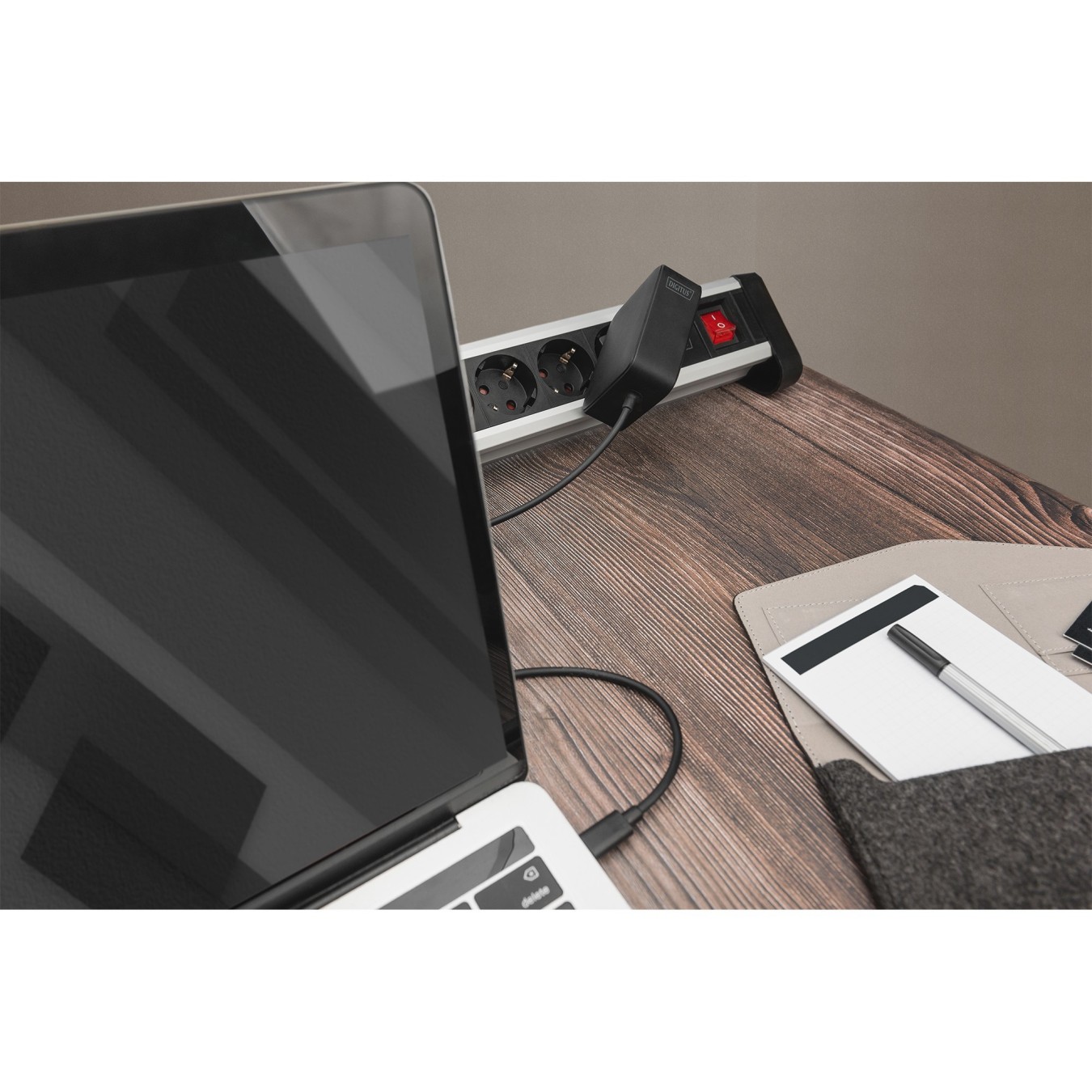 Digitus Universal Notebook Charger USB-C 100W PD3.0 GaN - 1.2m Cable (Color: Black) — Buy in Cyprus with Fast Delivery