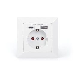 Buy DIGITUS Safety Flush-Mount Socket USB-C + USB-A US - White in Cyprus, Nicosia, Limassol, Larnaka, Pafos