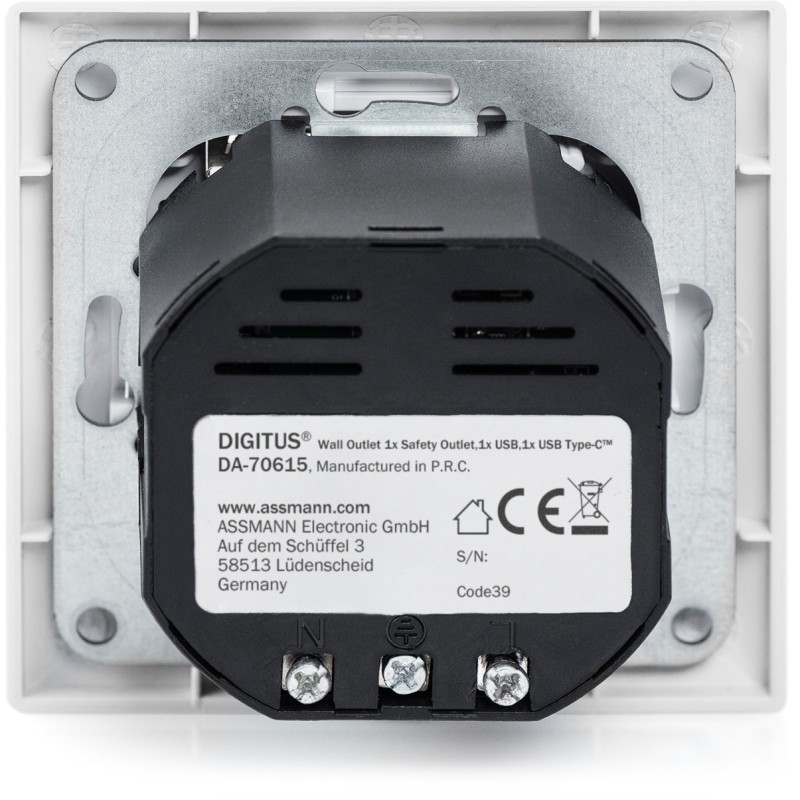 Buy DIGITUS Safety Flush-Mount Socket USB-C + USB-A US - White in Cyprus, Nicosia, Limassol, Larnaka, Pafos