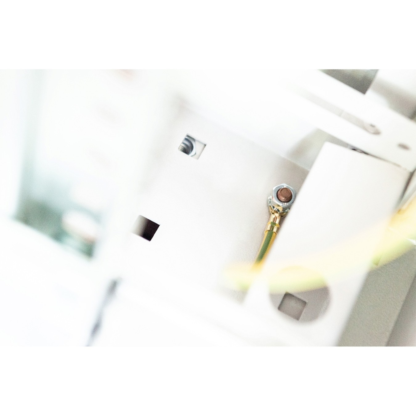 DIGITUS Potential Equalization Rail for Cabinets - Multicolour, 220 mm — Buy in Cyprus with Fast Delivery