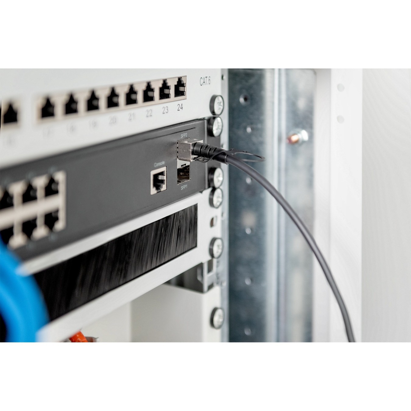 SFP+ 10G DAC Cable 10.0m Black AWG24 MSA — Buy in Cyprus with Fast Delivery