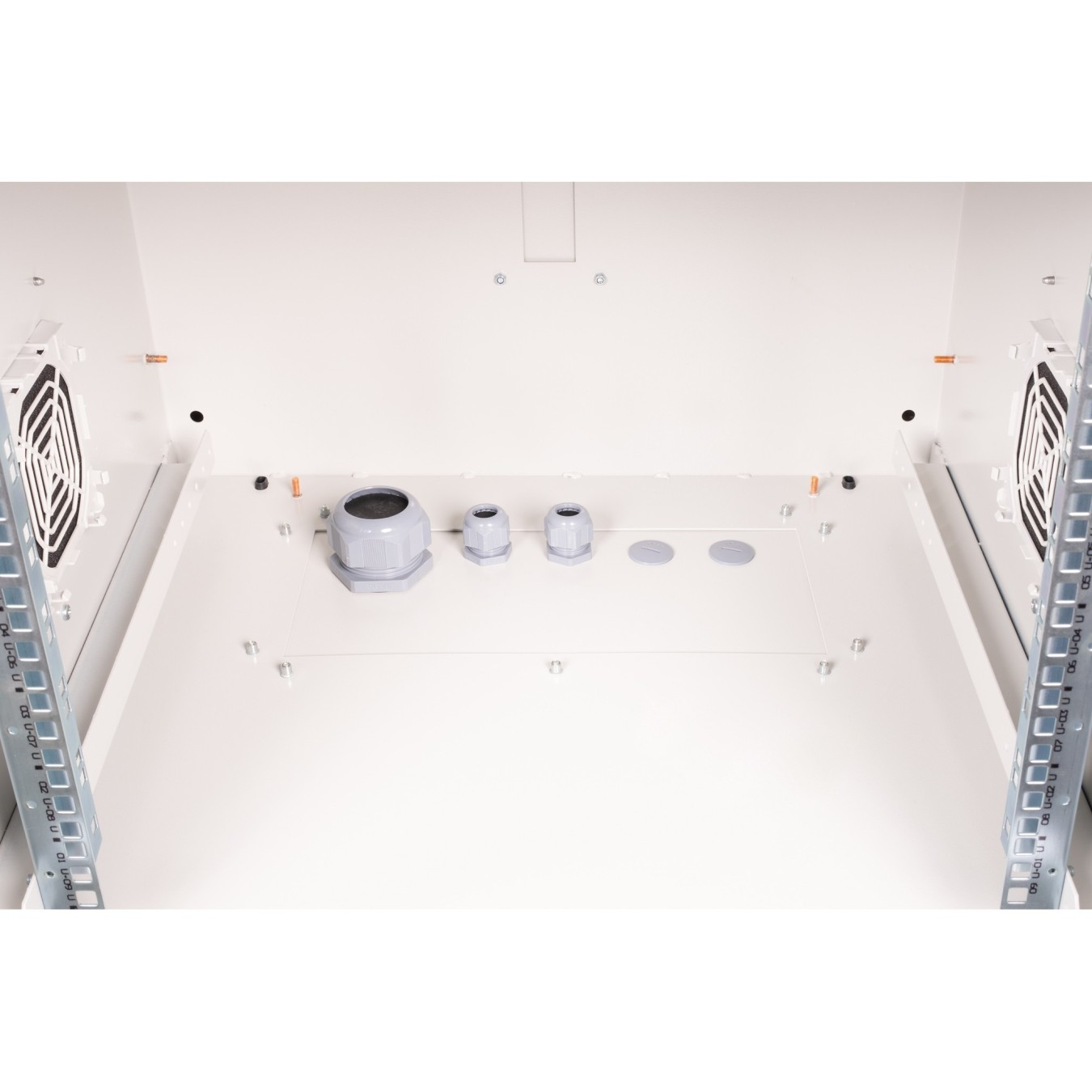 Wall-Mounted Cabinet Outdoor IP55 579x600x600 mm Grey (RAL 7035) DIGITUS Professional — Buy in Cyprus with Fast Delivery