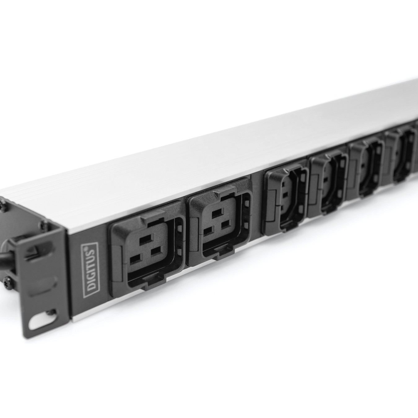 Steckdosenleiste Aluminium PDU 1U - DIGITUS - 16A 230VAC 50-60Hz, 8x C13, 2x C19, 2 m cable — Buy in Cyprus with Fast Delivery