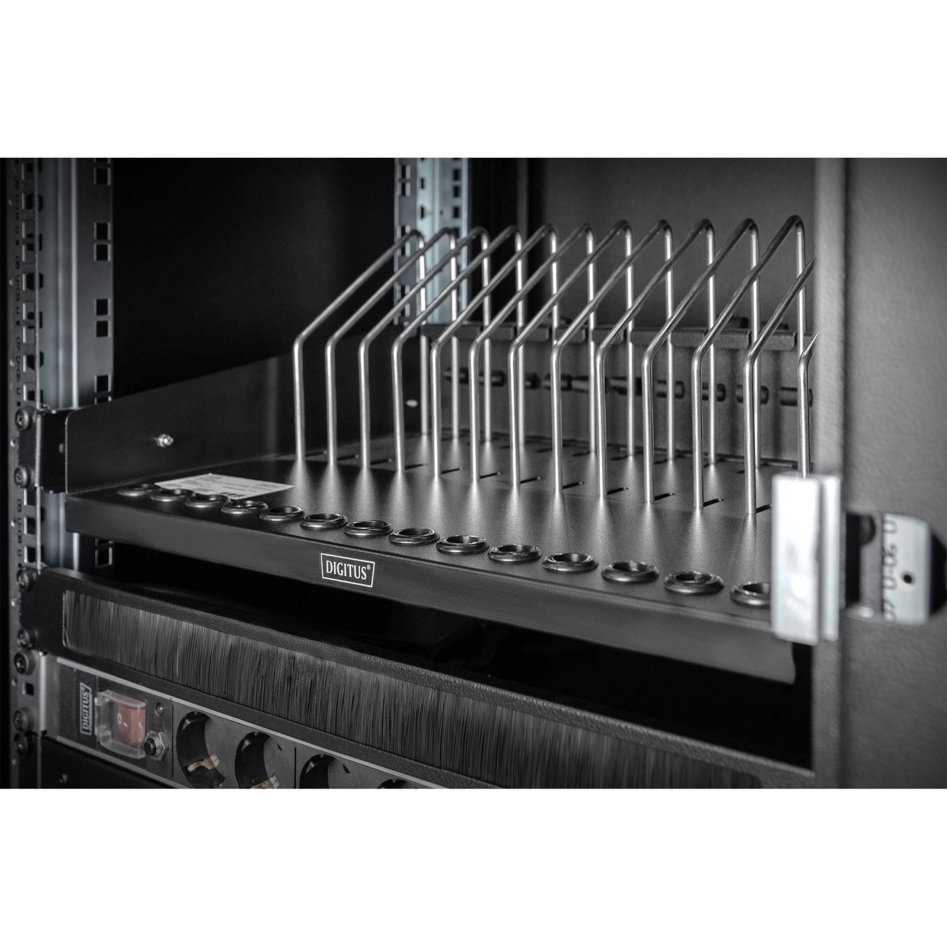 DIGITUS Pull-out Shelf for 14 Devices - Phone, Tablet, Notebook Rack Cabinet Accessory — Buy in Cyprus with Fast Delivery