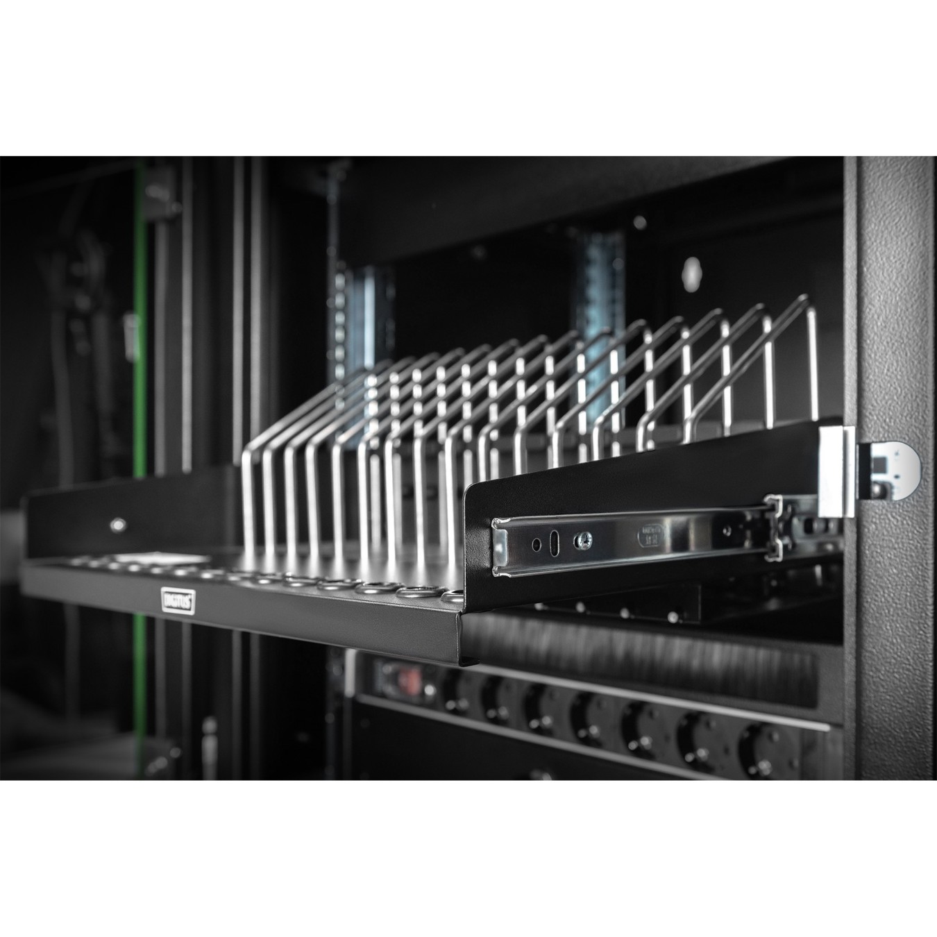 DIGITUS Pull-out Shelf for 14 Devices - Phone, Tablet, Notebook Rack Cabinet Accessory — Buy in Cyprus with Fast Delivery