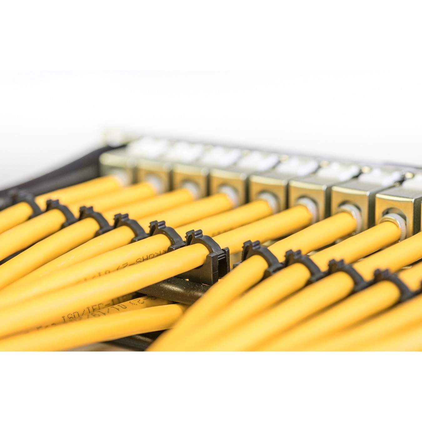 DIGITUS Cat.7A S/FTP Verlegekabel - B2ca - (Cat7A, S/FTP, 500 m) — Buy in Cyprus with Fast Delivery