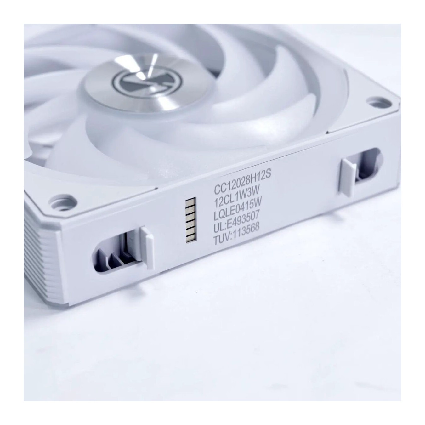Lian Li UNI RGB Fan CL Wireless 120mm - White - 3-Pack - Reverse Blade - Static Pressure — Buy in Cyprus with Fast Delivery