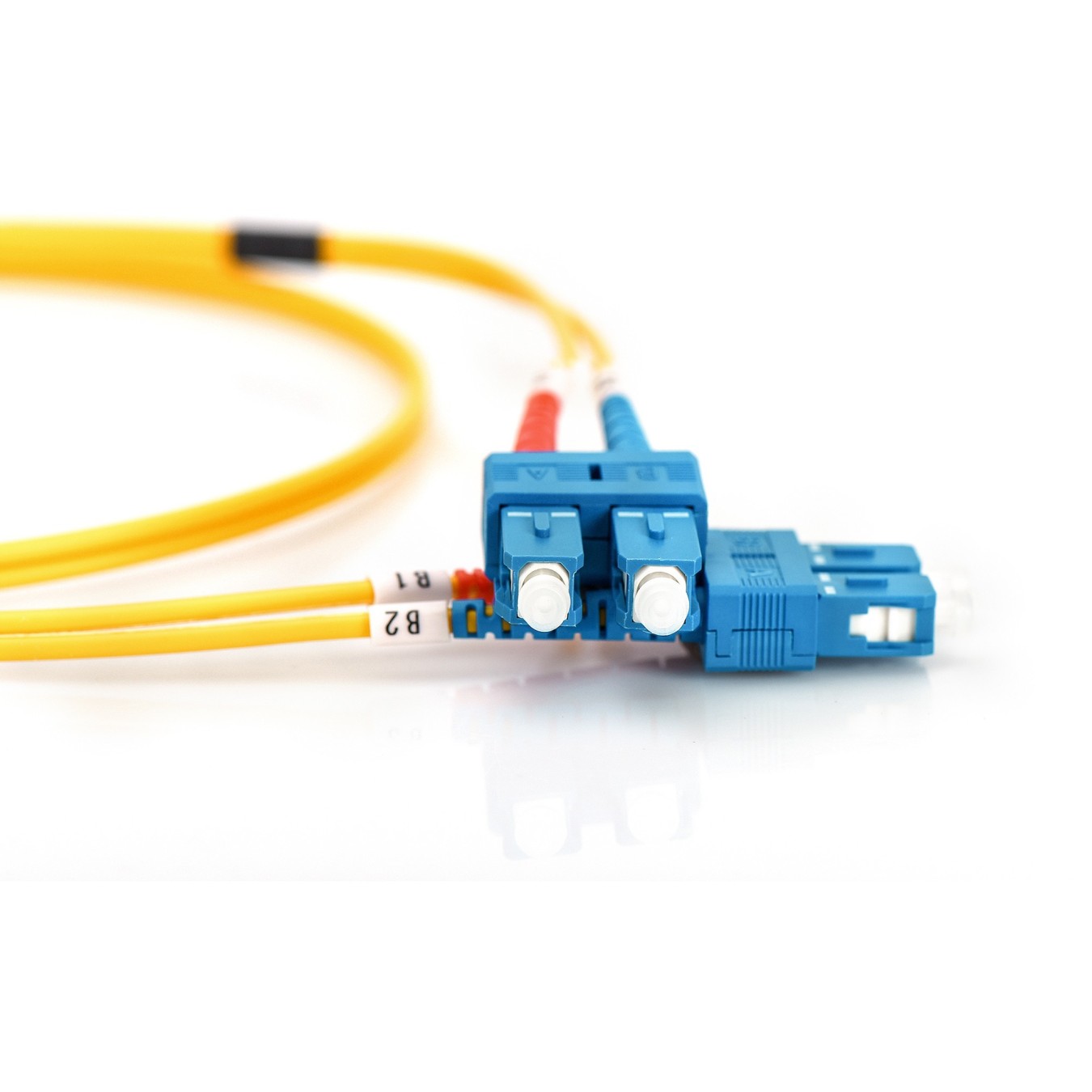DIGITUS LWL Patchkabel SC - to SC 2.00m Singlemode Duplex OS2 - (Yellow) — Buy in Cyprus with Fast Delivery