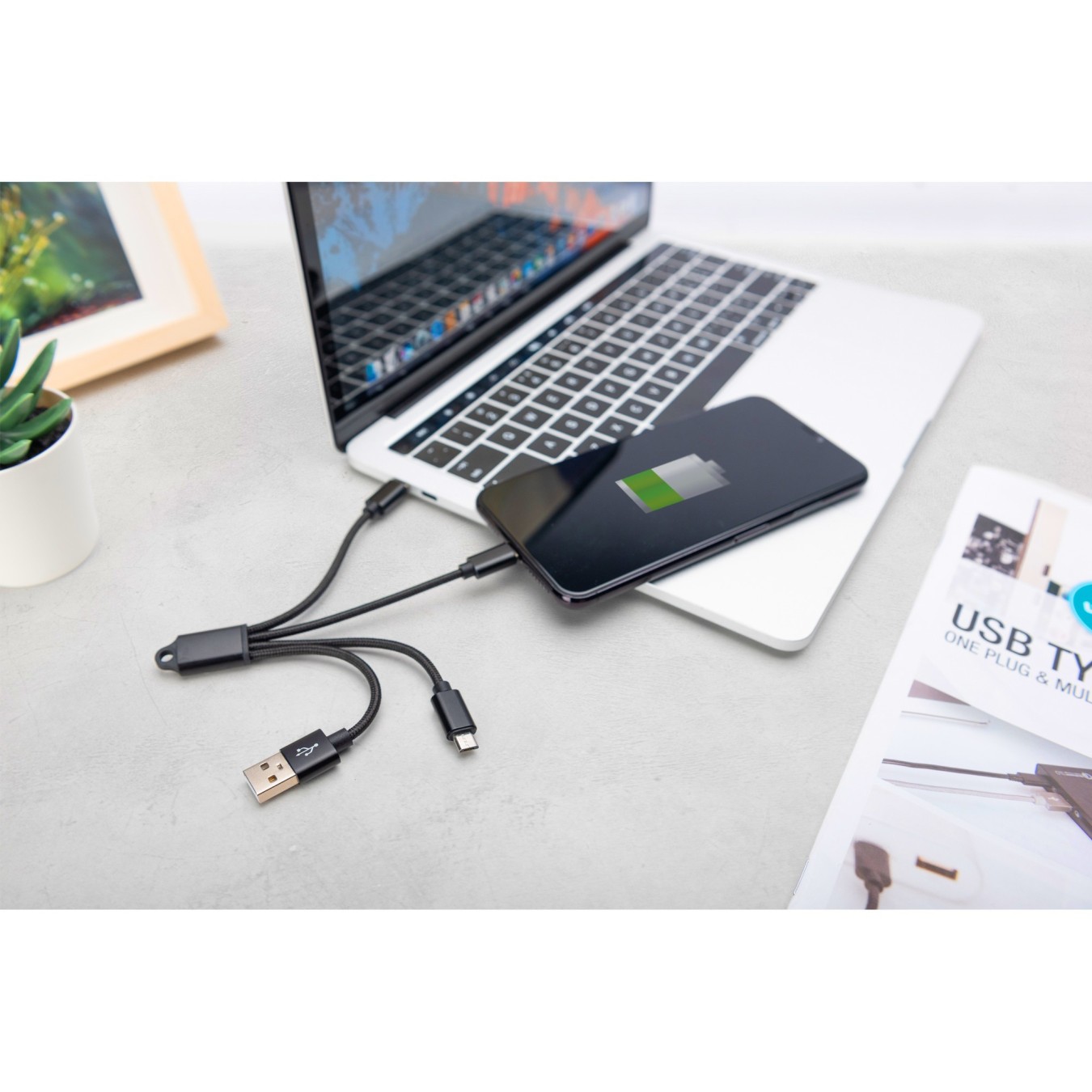 DIGITUS 3-in-1 Ladekabel USB A Lightning + Micro USB + USB-C - Black, 5 m USB 2.0 Blister — Buy in Cyprus with Fast Delivery
