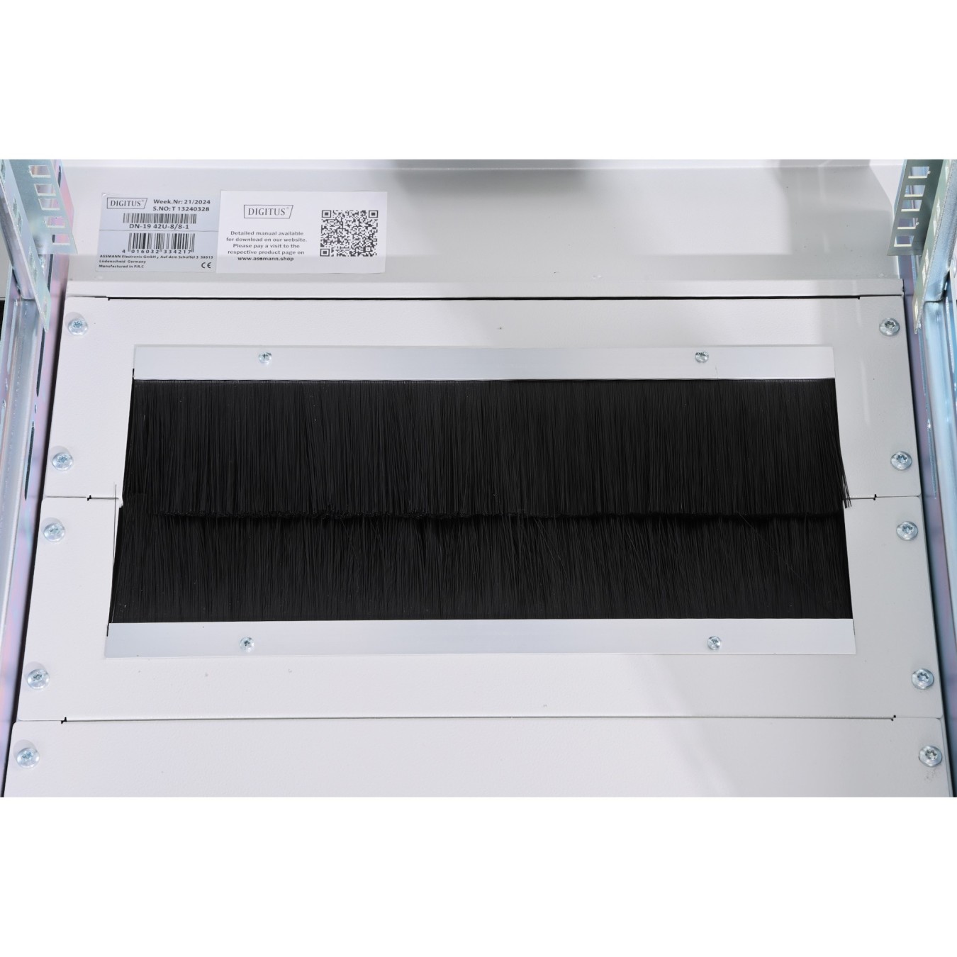 DIGITUS Netzwerkschrank Unique 42HE 2053x800x800mm grau (Speditionsversand) - Unique 42HE - Grey