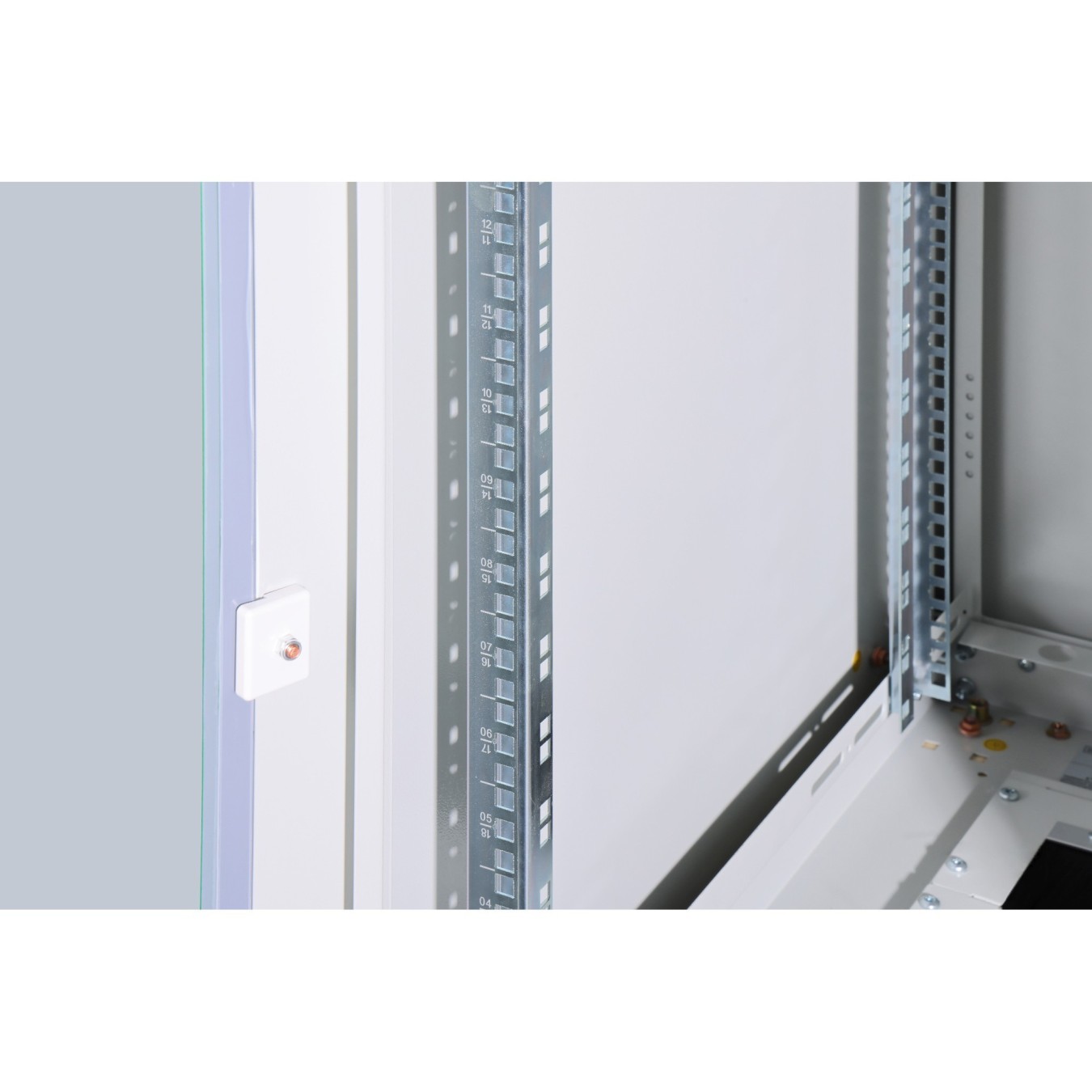 DIGITUS Netzwerkschrank Unique 22HE 1164x600x800mm Grey (Speditionsversand) - Freestanding 22U