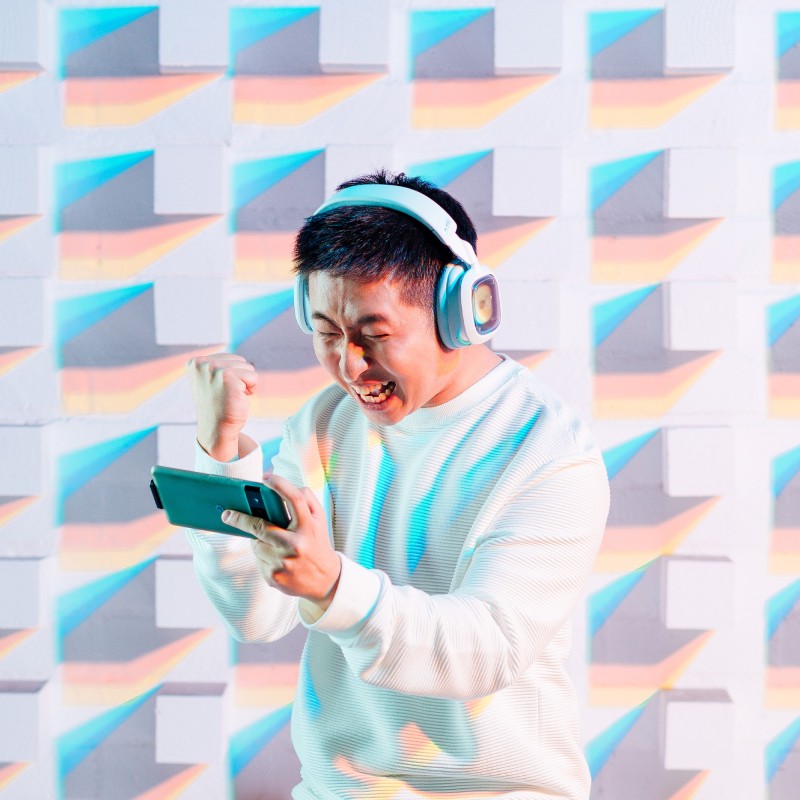 Buy Logitech A30 - A30 - White Purple (EMEA) in Cyprus, Nicosia, Limassol, Larnaka, Pafos