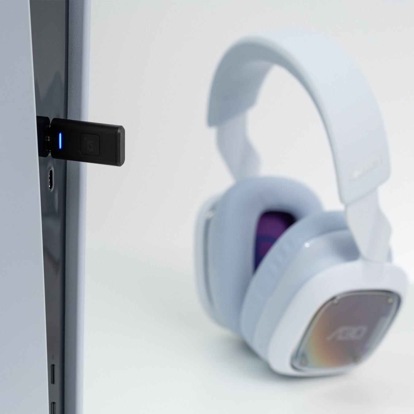 Logitech A30 - A30 - White Purple (EMEA) — Buy in Cyprus with Fast Delivery