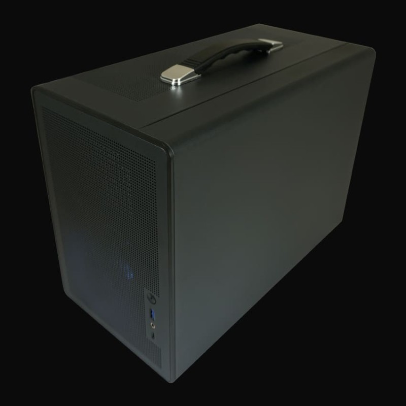 Buy LC-Power Midi - 716MB - Midi in Cyprus, Nicosia, Limassol, Larnaka, Pafos