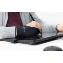 Wacom Accessory Drawing Glove - for Cintiq 16 & 22 — Buy in Cyprus with Fast Delivery