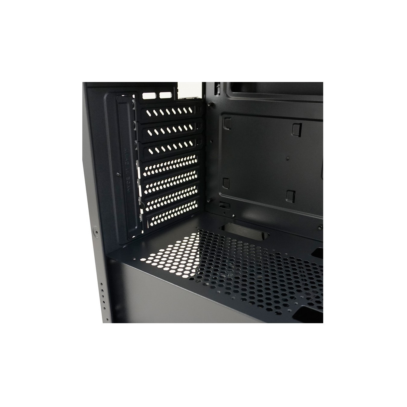 Midi LC-Power - 715B -  — Buy in Cyprus with Fast Delivery
