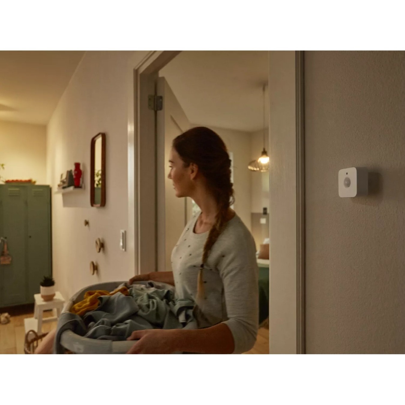 Philips Hue Motion Sensor - White — Buy in Cyprus with Fast Delivery