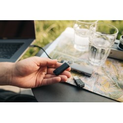 Buy Verbatim USB Drive - 3.2 Pinstripe 256GB Black in Cyprus, Nicosia, Limassol, Larnaka, Pafos