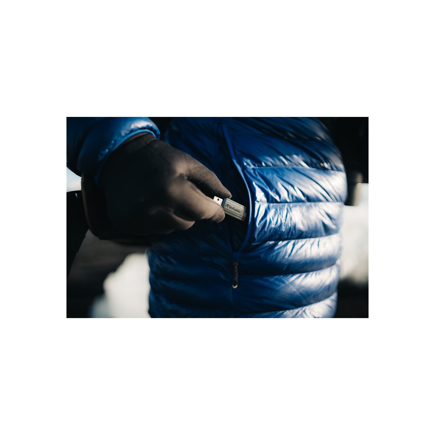 Verbatim USB Drive 2.0 Pinstripe 8GB Black - 2.0 Pinstripe 8GB Black — Buy in Cyprus with Fast Delivery