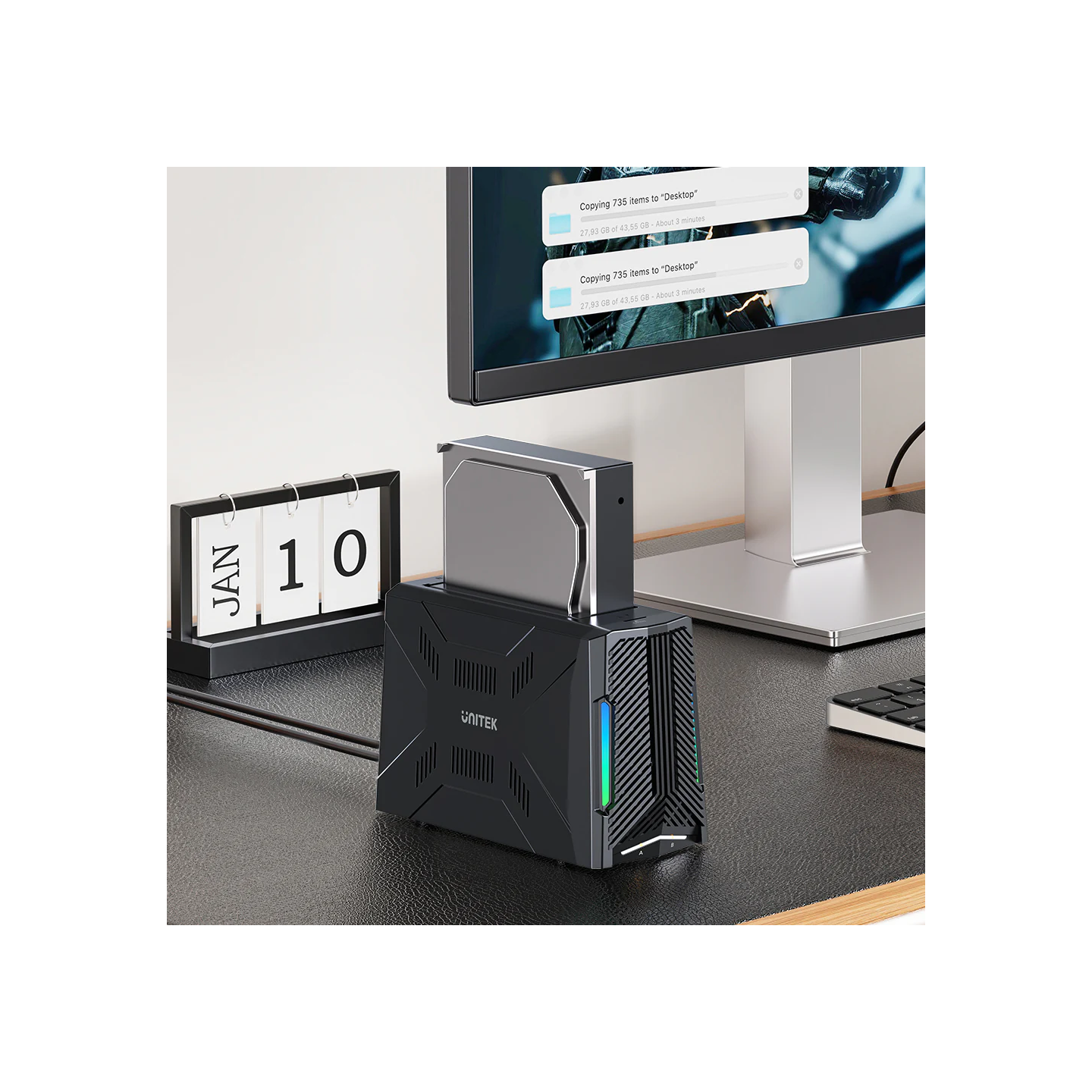 Unitek USB-C NVME PCIe SATA HDD Docking Station - S1234B - USB-C NVME PCIe SATA HDD 10Gbps RGB