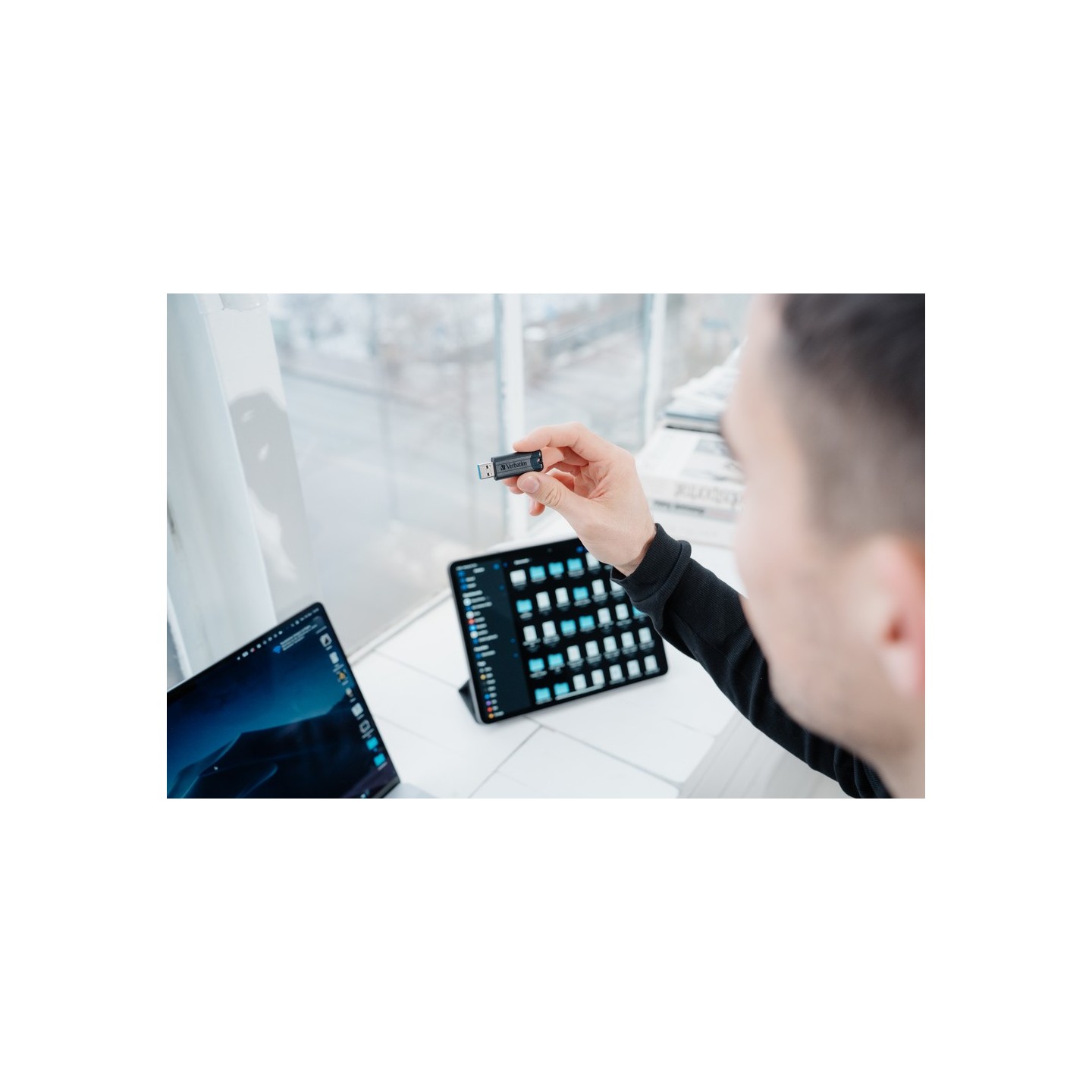 Verbatim USB Drive - 3.2 Pinstripe 64GB Black — Buy in Cyprus with Fast Delivery