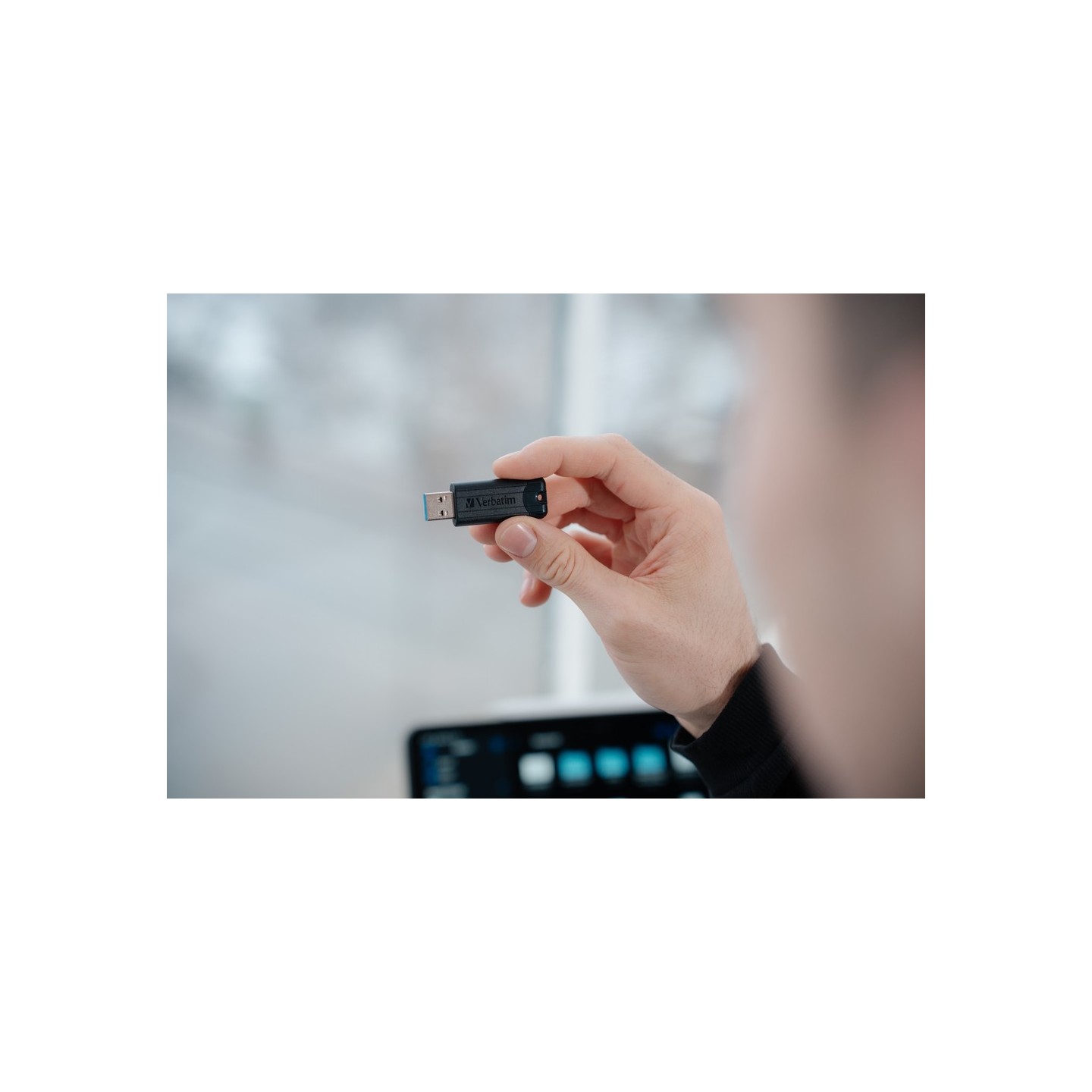 Verbatim PinStripe 64GB USB 3.2 Gen 1 Black Flash Drive - 49318 — Armenius Store Cyprus