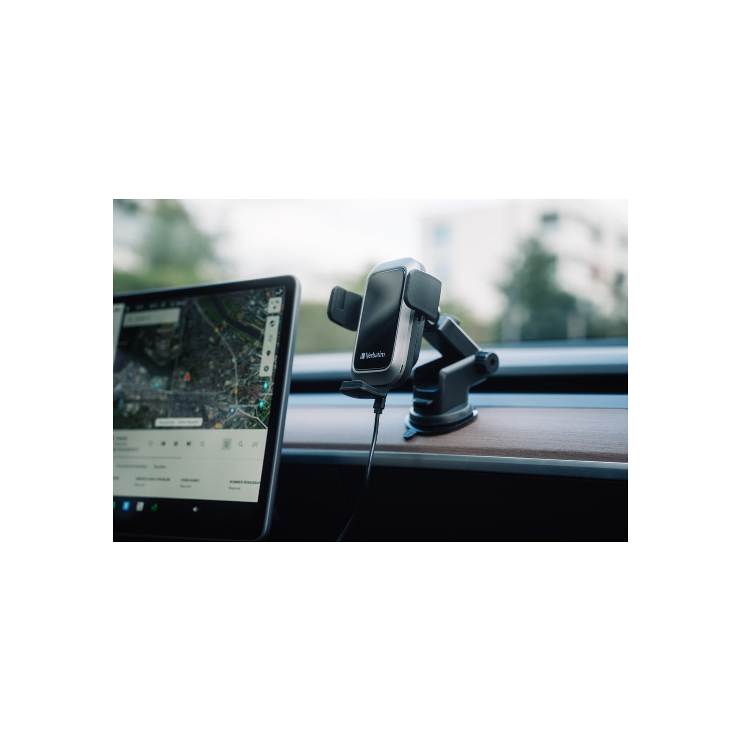 Verbatim Wireless Auto Align Car Charger - FWC-03 - Wireless Auto Align Car Charger Qi Certified for AirVent Dash