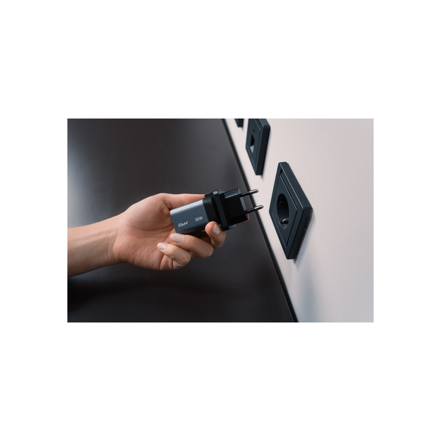 Verbatim Wall GaN Charger - GNC-35 - 35W USB-C USB-A (UK EU US) — Buy in Cyprus with Fast Delivery