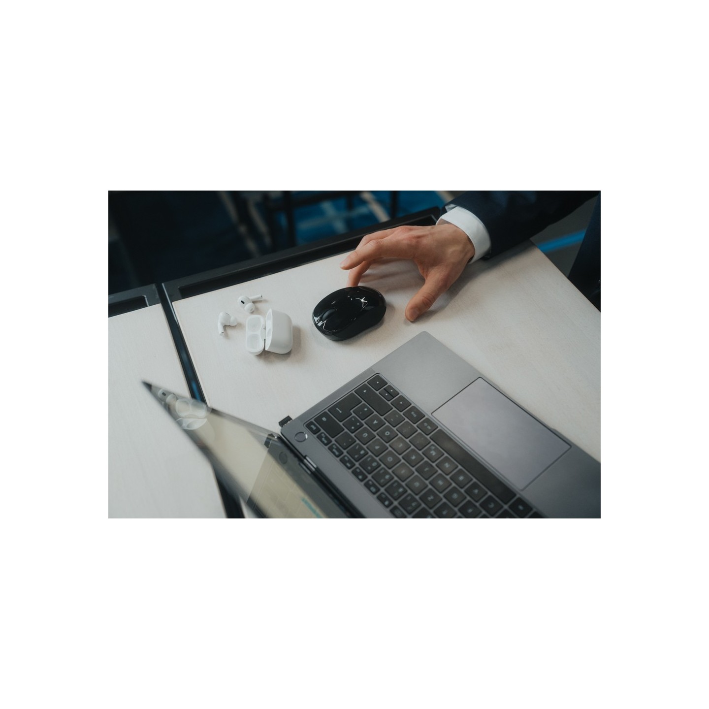 Verbatim GO NANO Wireless Mouse - 1600 DPI 2.4GHz - Black (Retail) — Buy in Cyprus with Fast Delivery