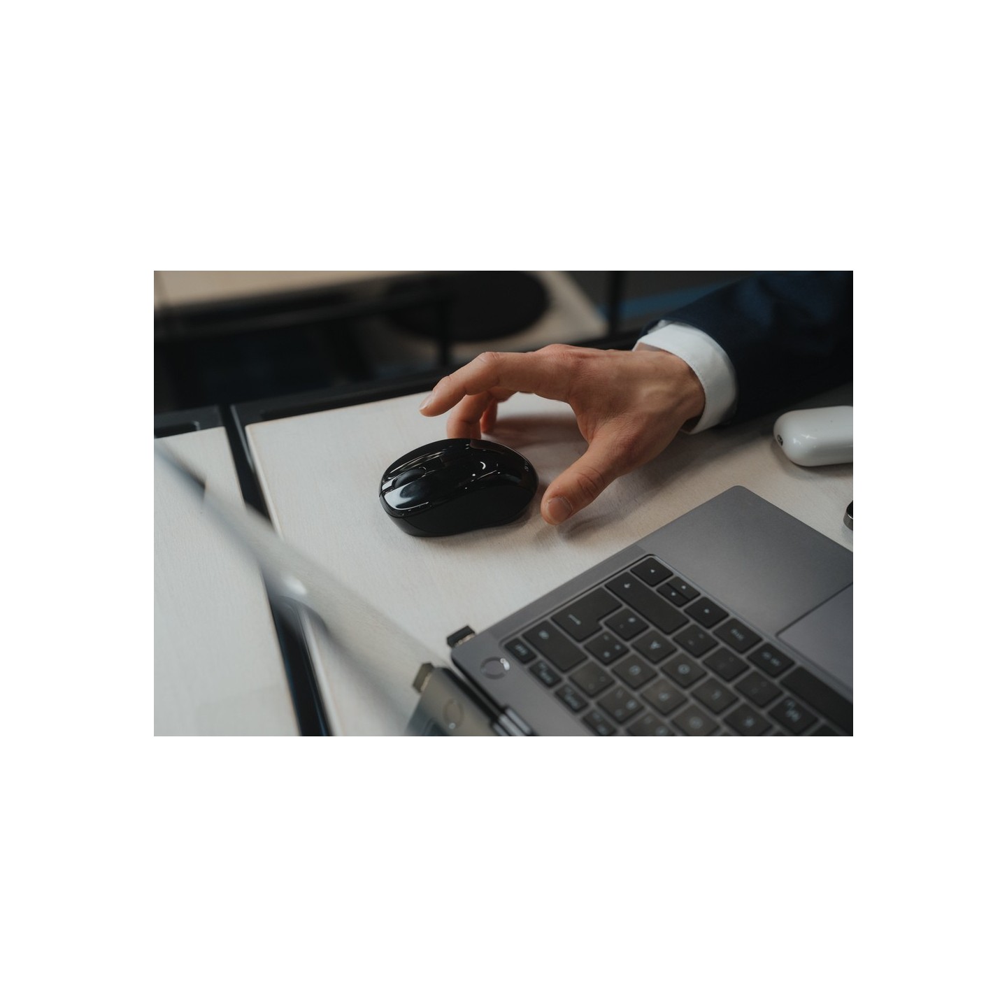 Verbatim GO NANO Wireless Mouse - 1600 DPI 2.4GHz - Black (Retail) — Buy in Cyprus with Fast Delivery