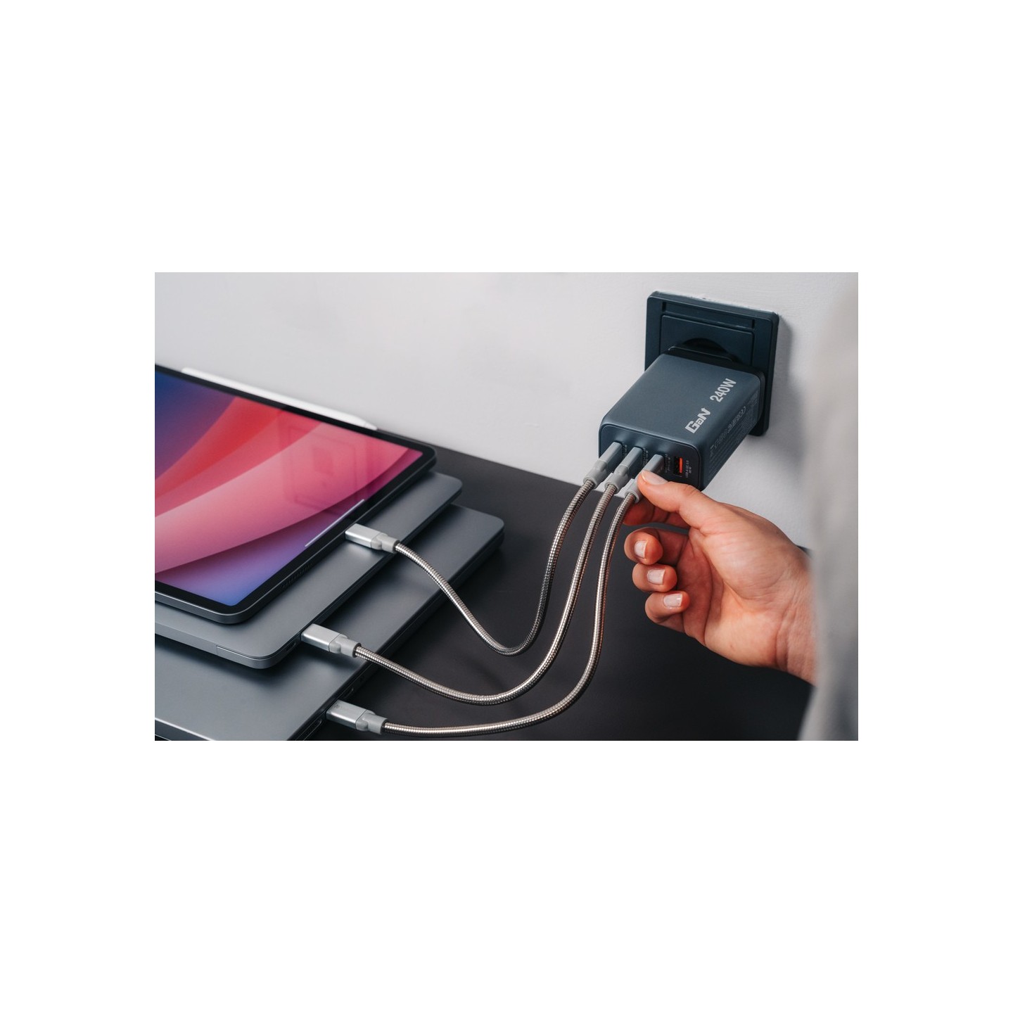 Verbatim GaN Charger - GNC-240 - 4 Port 240W USB A C (EU UK US) — Buy in Cyprus with Fast Delivery