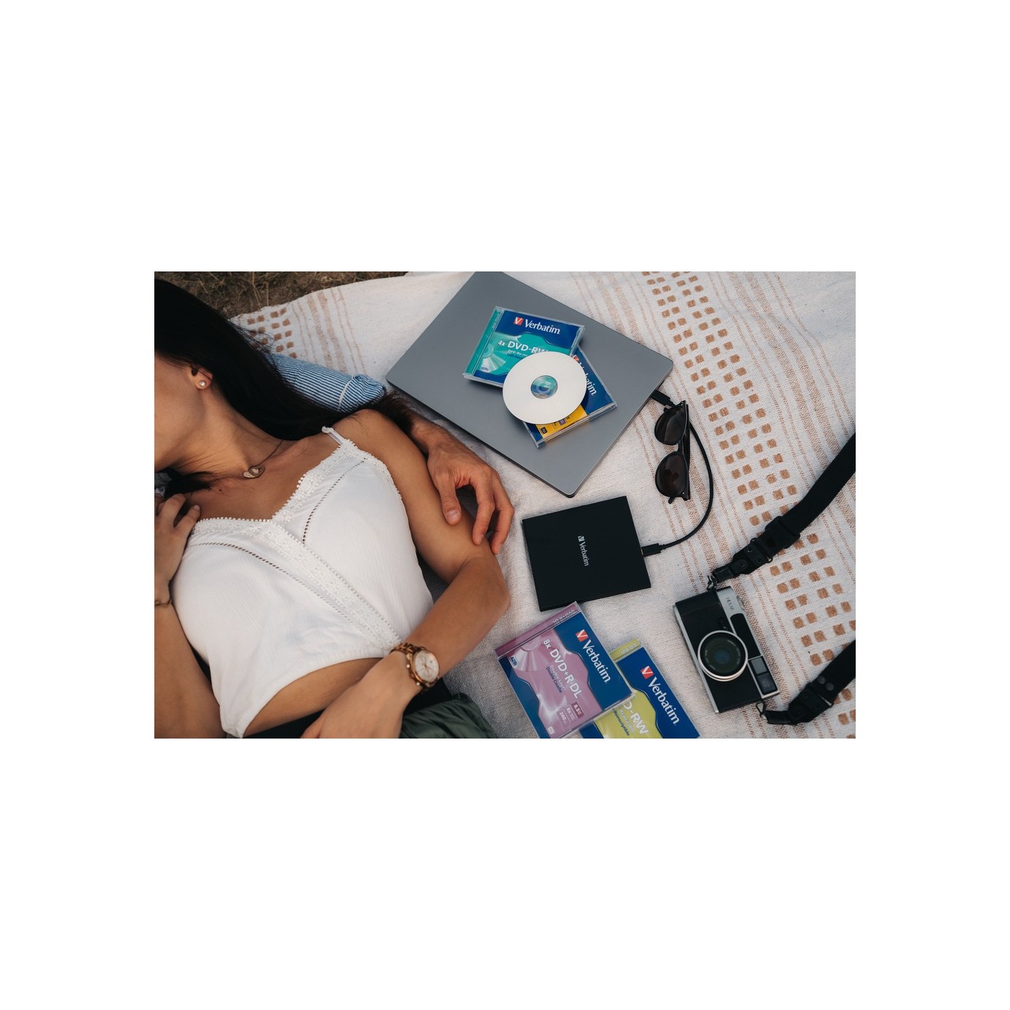 Verbatim DVD-RW 4.7GB 4X 5-Pack Jewel Case Matt Silver - 43285 - DVD-RW 4.7GB 4X 5-Pack Jewel Case Matt Silver