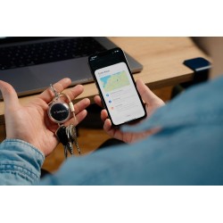 Buy Verbatim My Finder Coin Apple BT Item Finder - MYFC-02BW - 2-pk Black White in Cyprus, Nicosia, Limassol, Larnaka, Pafos