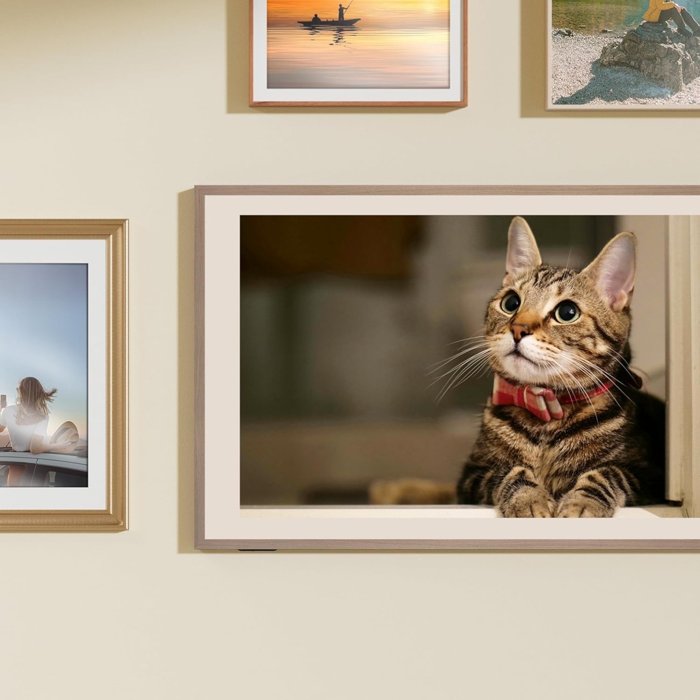 Hisense Canvas TV - 55S7N - 55'' 4K Smart QLED 120hz Canvas TV — Buy in Cyprus with Fast Delivery