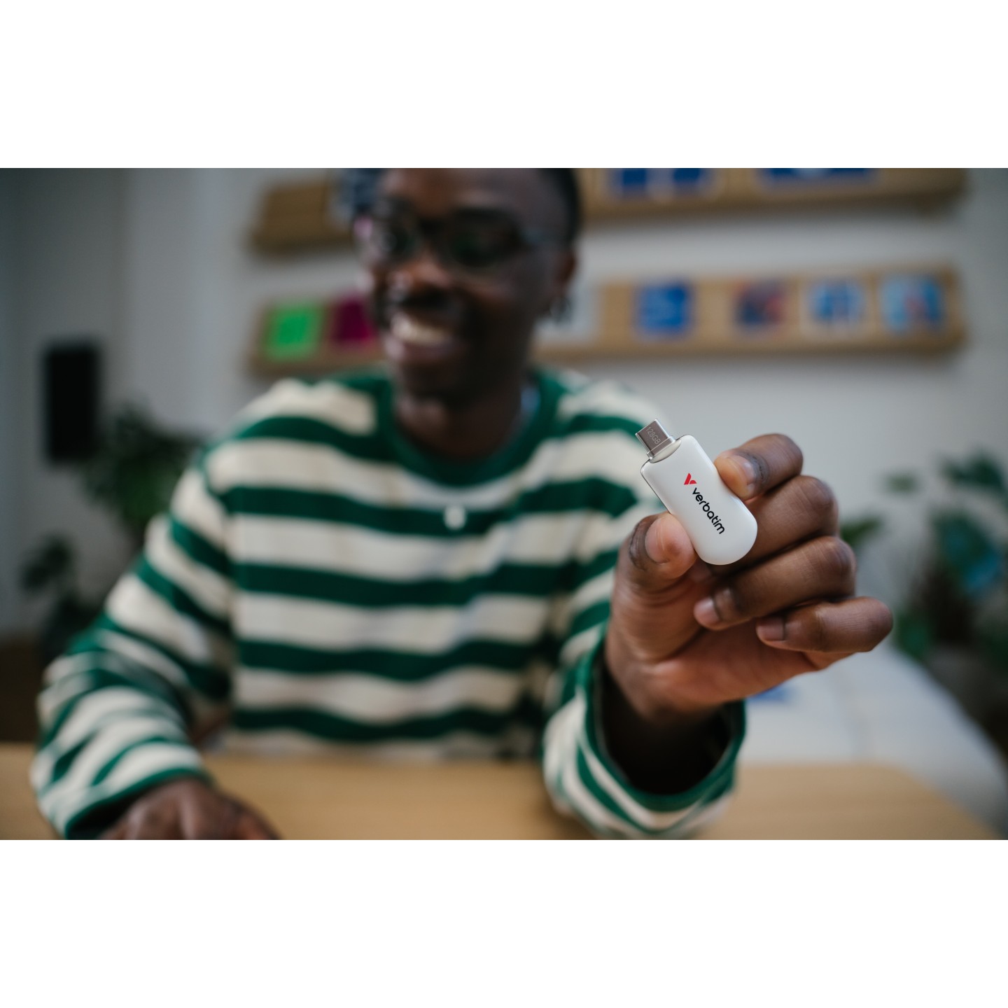 Verbatim USB Drive 3.2 PLECTRA USB-C 128GB White - USB-C — Buy in Cyprus with Fast Delivery