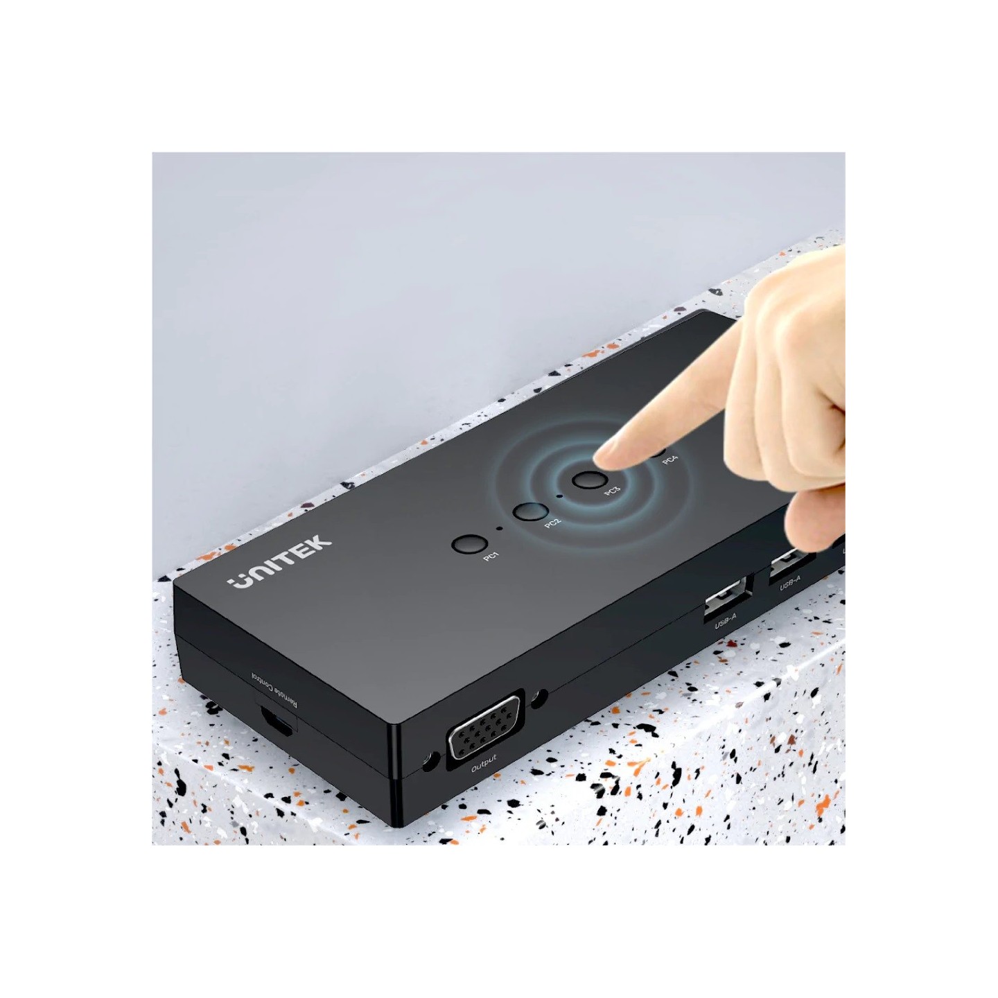 Unitek VGA KVM Switch 4In1Out w 3-Port USB2.0 Hub - U-8710ABK - VGA, 4In1Out, 3-Port USB2.0 Hub