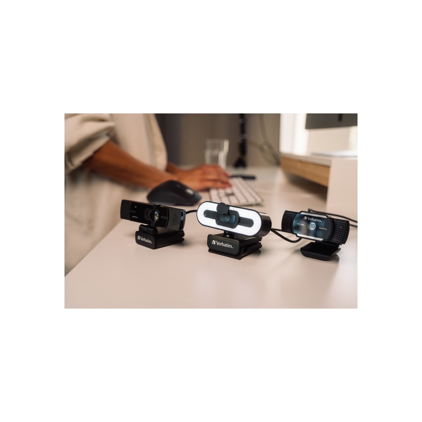 Verbatim AWC-02 Full HD 1080p Autofocus Webcam with Microphone & Light (Boxed) — Buy in Cyprus with Fast Delivery