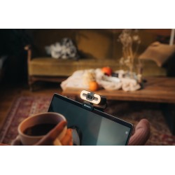 Verbatim AWC-02 Full HD 1080p Autofocus Webcam with Microphone & Light (Boxed) — Buy in Cyprus with Fast Delivery