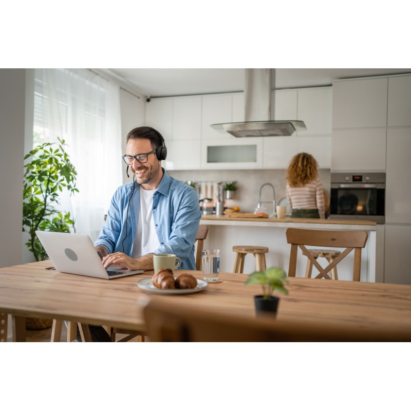 Buy Yealink Headset - UH48 - Wired USB 4-Mic Noise Cancelling Hybrid ANC USB-C D... in Cyprus, Nicosia, Limassol, Larnaka, Pafos