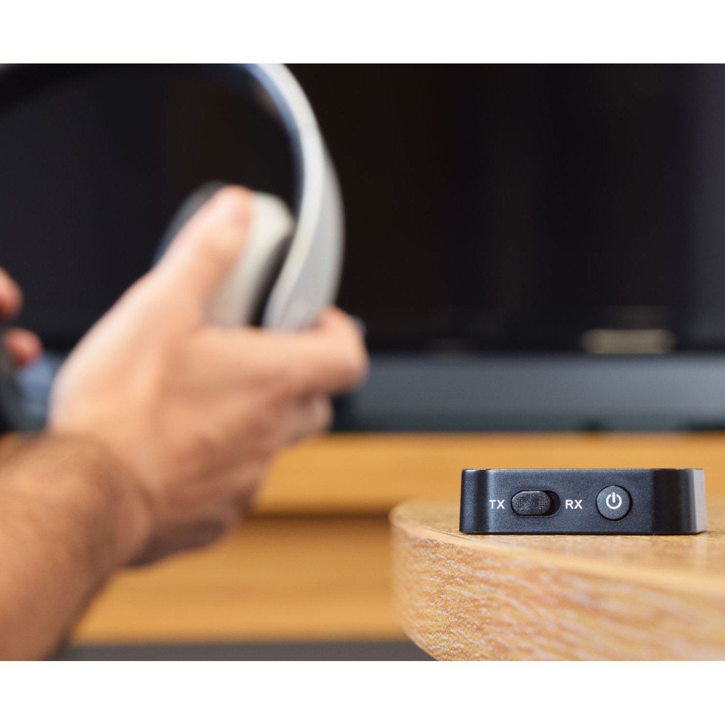 AV:link Bluetooth Receiver & Transmitter - BTTR2 - Bluetooth Receiver & Transmitter 100.596UK