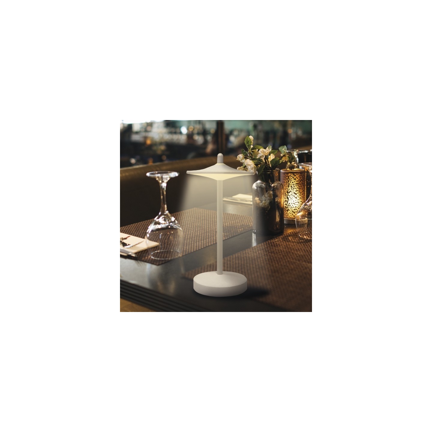 KELU SAKE USB-C Rechargeable IP44 Aluminium Lamp 130LM Sand - USB-C Rechargeable, IP44, Aluminium Lamp, 130LM, Sand