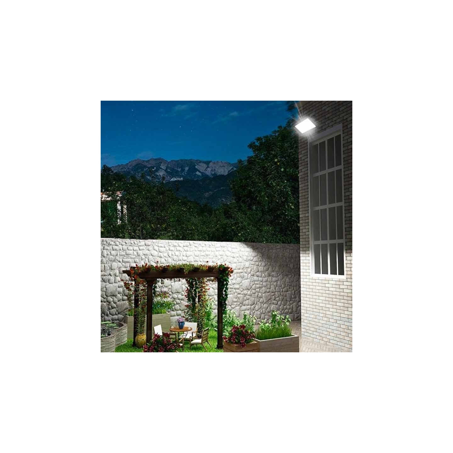 GBC Solar LED Floodlight - ON LED PRO 200 - with Panel and Remote Control 200W — Buy in Cyprus with Fast Delivery