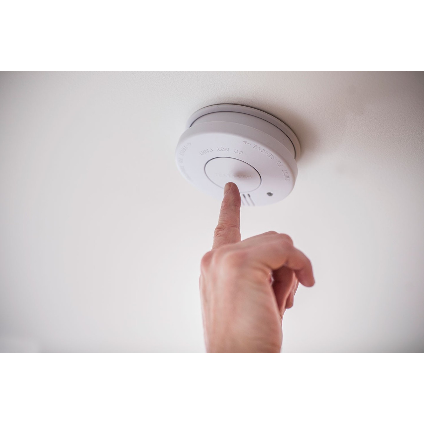 Mercury SD102P Smoke Detector - 350.126UK - with Hush — Buy in Cyprus with Fast Delivery