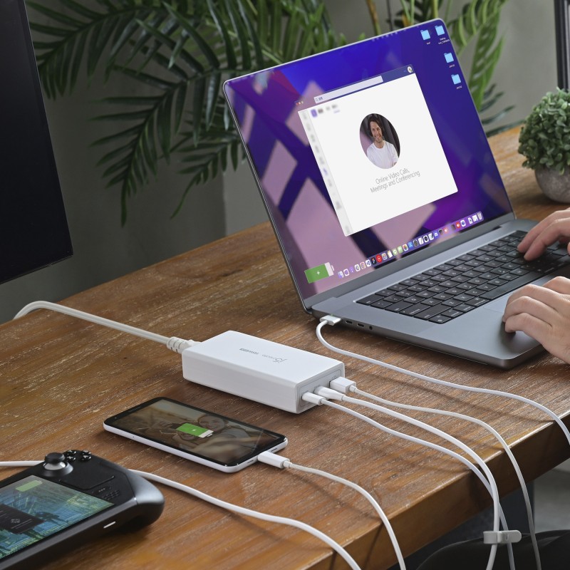 Buy j5create 185W Laptop GaN Charger PD3.1 2xUSB-C 1xUSB-A (UK Plug) JUP37185W in Cyprus, Nicosia, Limassol, Larnaka, Pafos