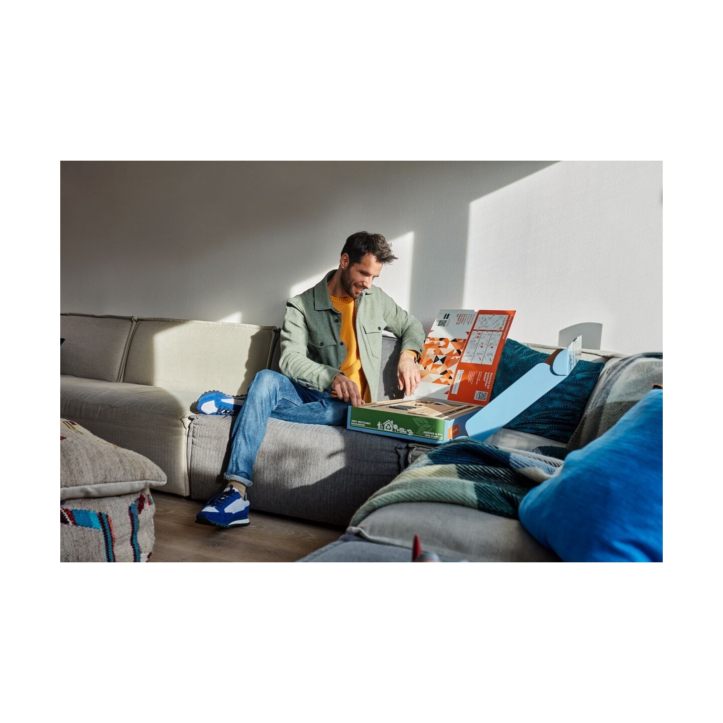 Vogels Turn OLED TV Wall Mount - TVM3463 - 32-65'' Black — Buy in Cyprus with Fast Delivery