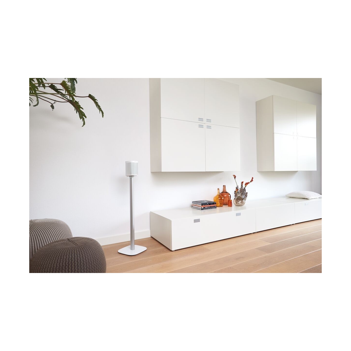 Vogels SOUND - 4301 - Floorstand SONOS ONE PLAY1 White — Buy in Cyprus with Fast Delivery