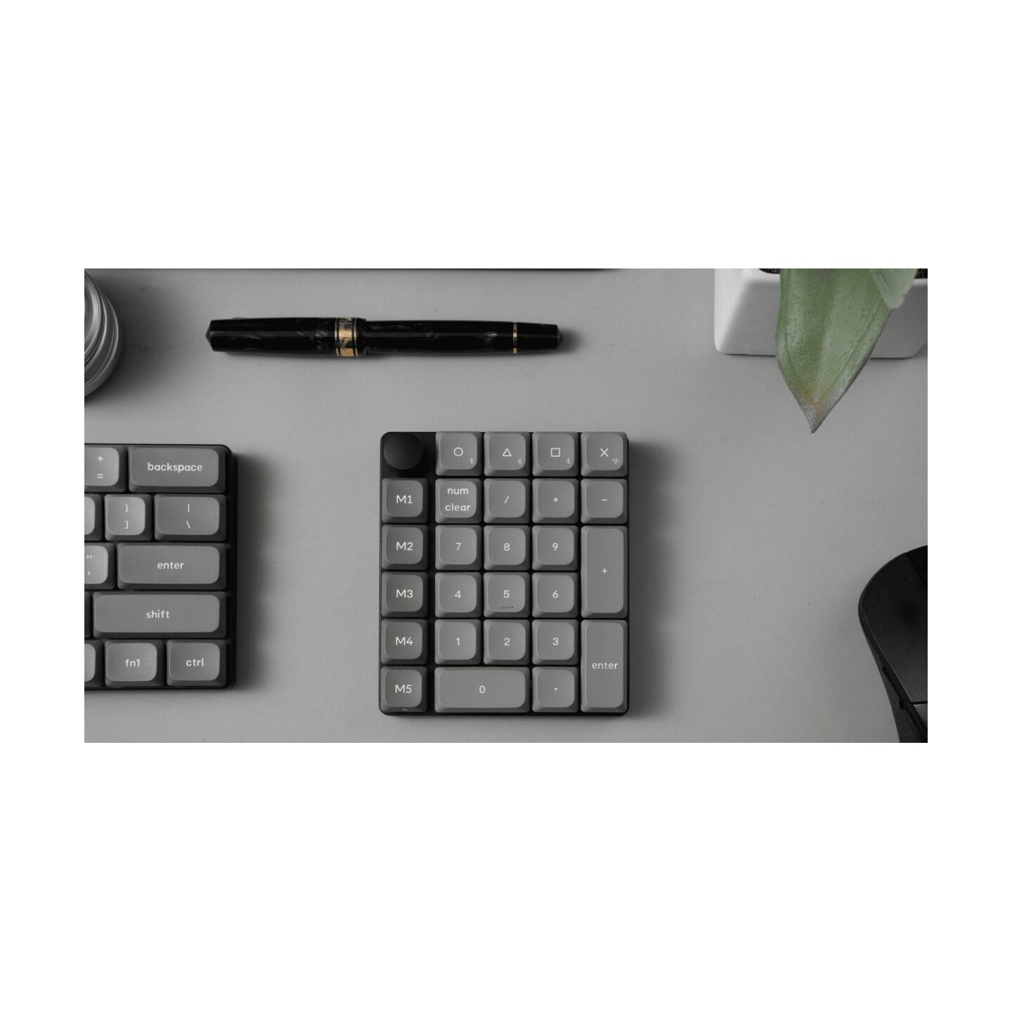 Keychron K0 Max K0M-H1 QMK Wireless Num Pad Low Profile Red Switch RGB (Boxed) — Buy in Cyprus with Fast Delivery