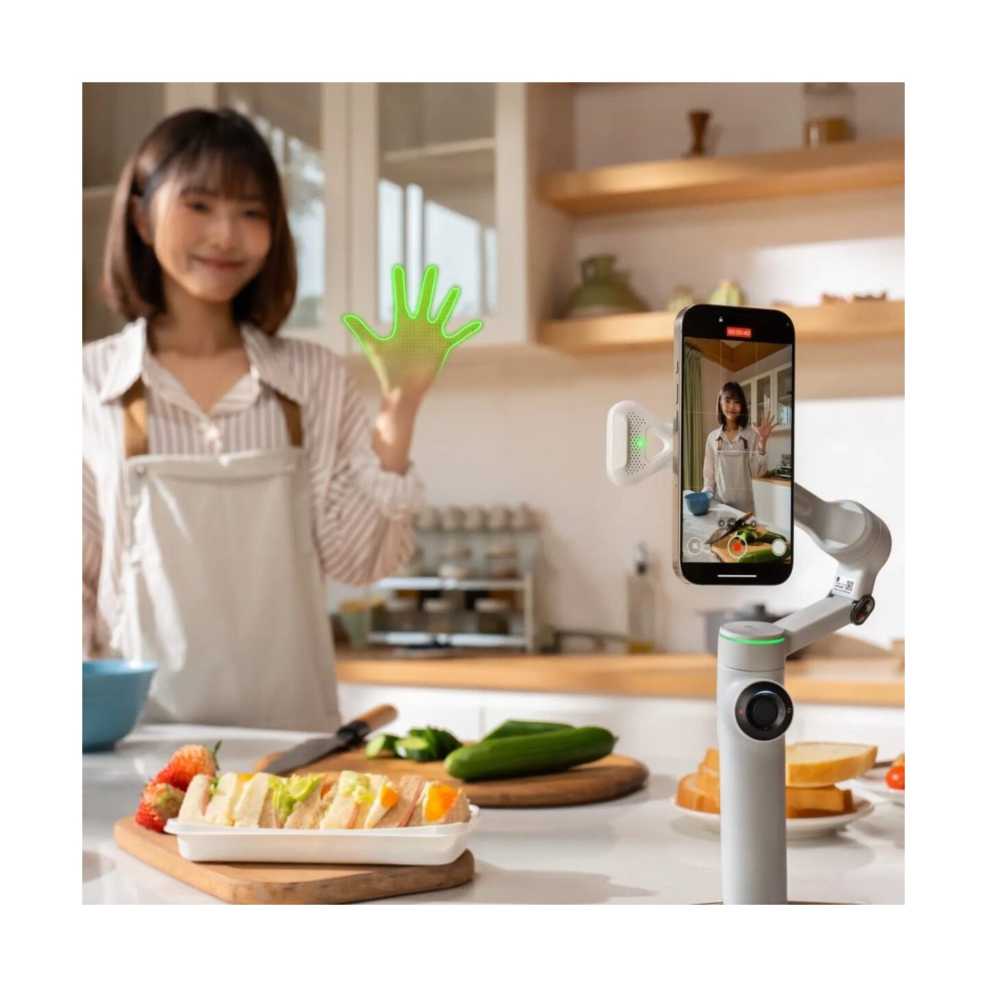 Insta360 Flow AI Tracker - Flow 2 Pro - Built-in Spotlight — Buy in Cyprus with Fast Delivery
