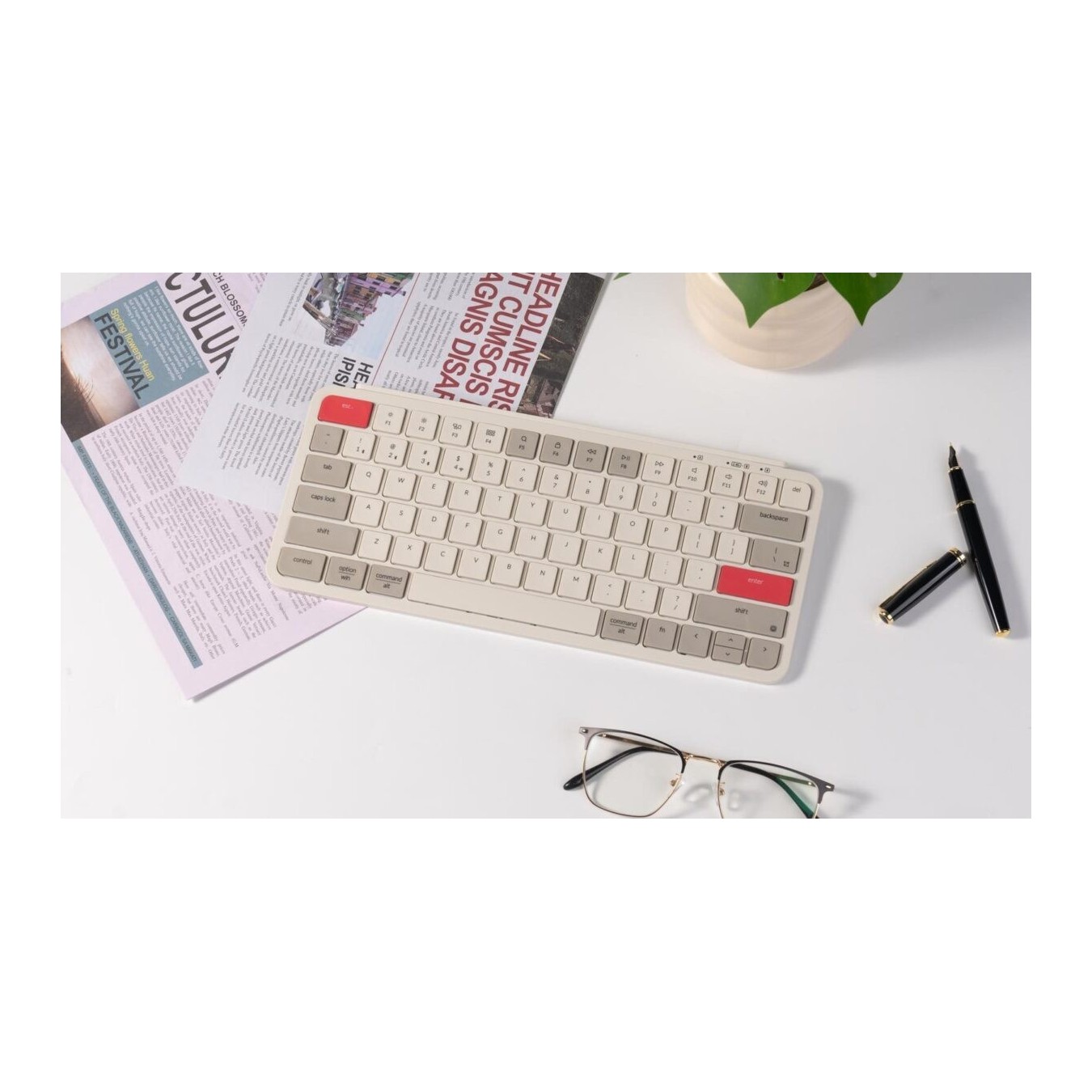 Keychron B1 Pro - B1P-K13 - Ultraslim Mini Wireless BT Keyboard ZMK Online customize Retro Red 75% US