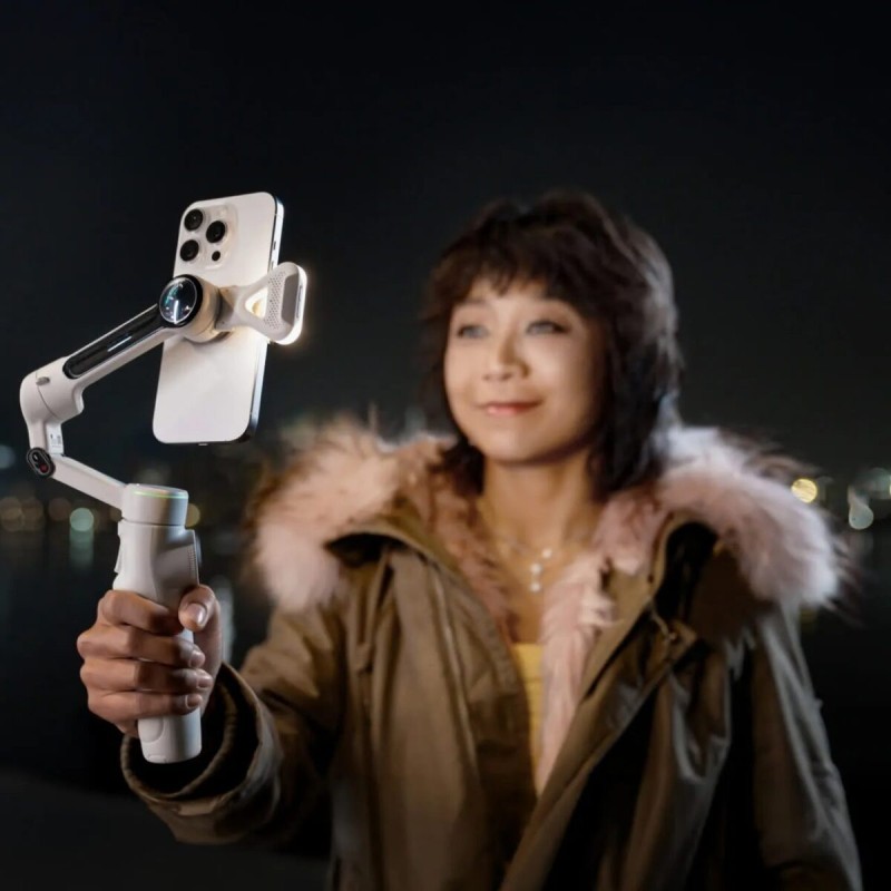 Buy Insta360 Flow 2 Pro Spotlight - Pro level LEDs, Easy Installation in Cyprus, Nicosia, Limassol, Larnaka, Pafos